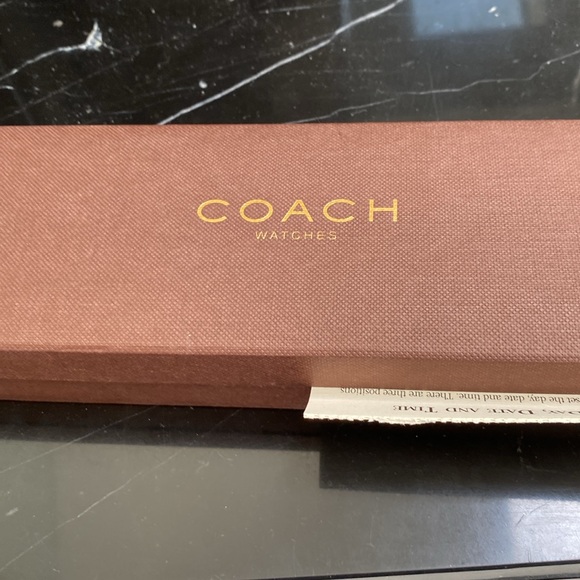 Coach watch like new - Picture 2 of 4